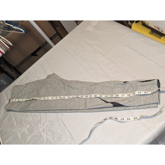 Nike Women's Grey Leggings Size Small "Just Do It" Big Logo Spellout On Leg - Picture 13 of 15